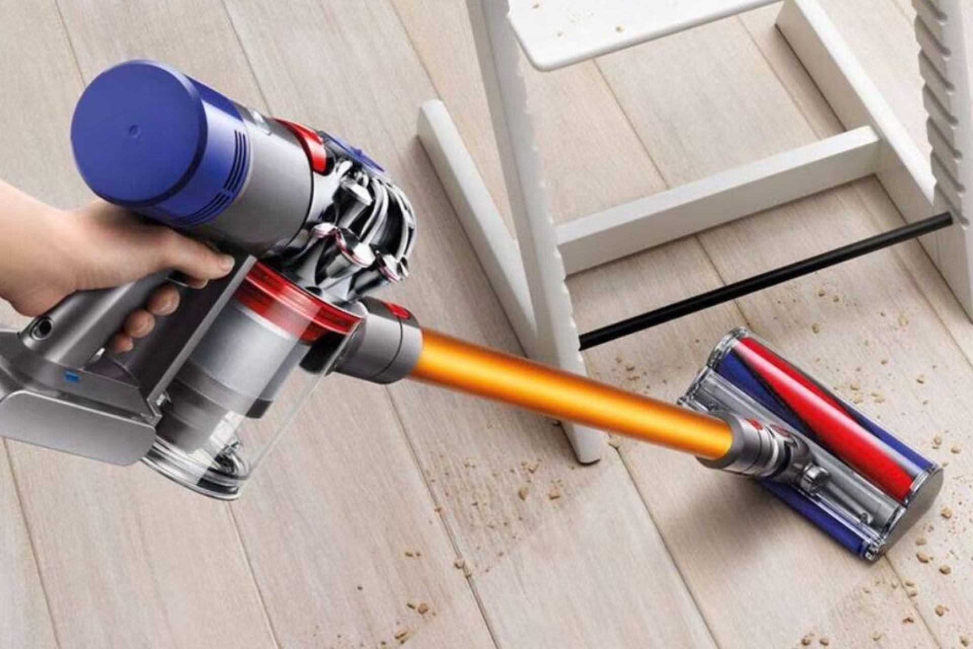 V8 Plus Dyson